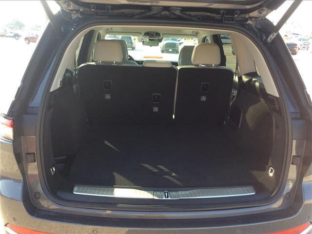 used 2022 Jeep Grand Cherokee car, priced at $37,995