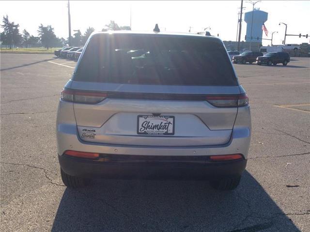 new 2025 Jeep Grand Cherokee car, priced at $46,730