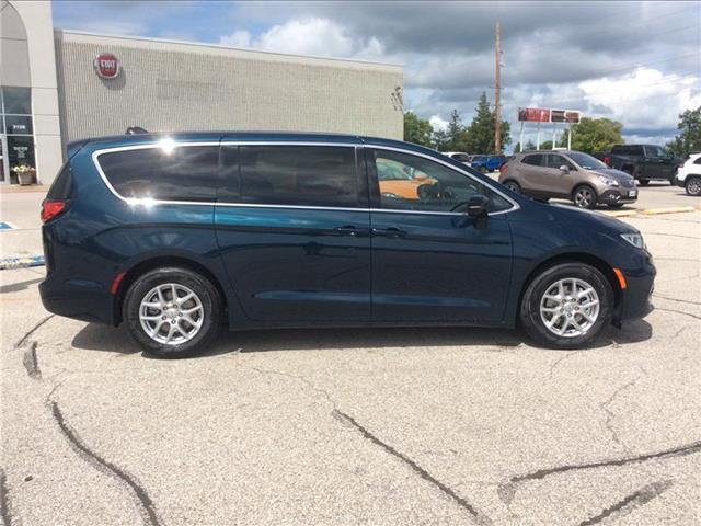 new 2025 Chrysler Pacifica car, priced at $46,220