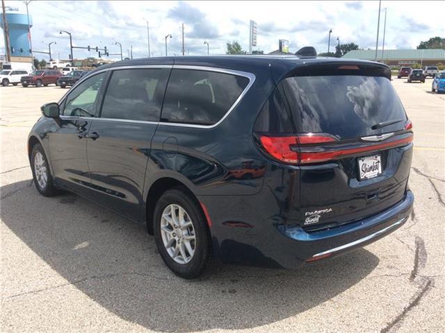 new 2025 Chrysler Pacifica car, priced at $46,220