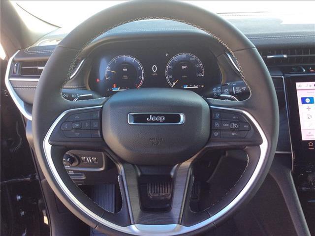 new 2025 Jeep Grand Cherokee car, priced at $47,495