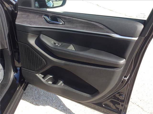 new 2025 Jeep Grand Cherokee car, priced at $47,495