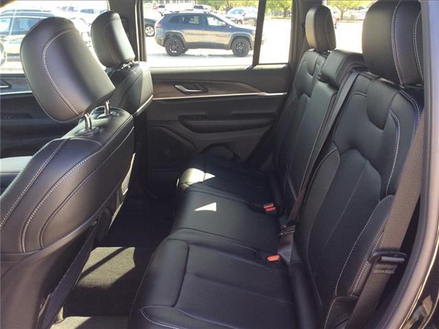 new 2025 Jeep Grand Cherokee car, priced at $47,495