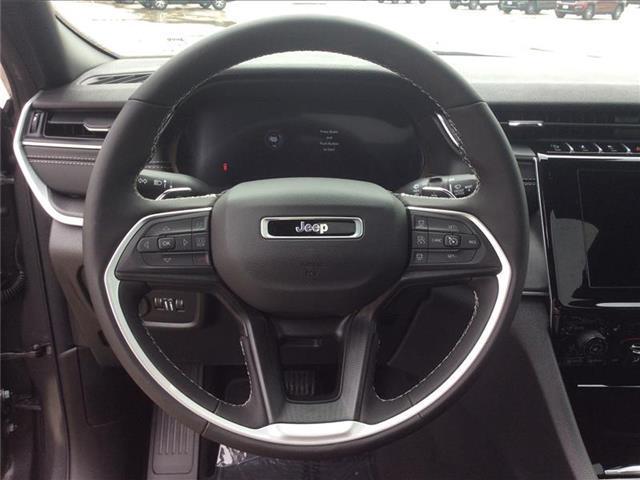 new 2025 Jeep Grand Cherokee car, priced at $46,730