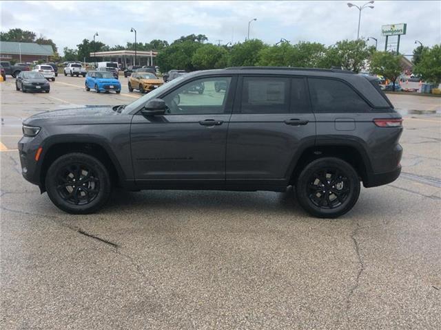 new 2025 Jeep Grand Cherokee car, priced at $46,730