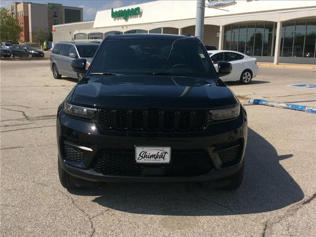 new 2025 Jeep Grand Cherokee car, priced at $46,730