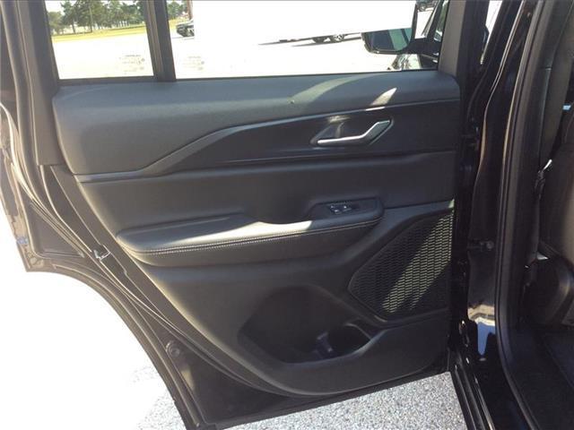 new 2025 Jeep Grand Cherokee car, priced at $46,730