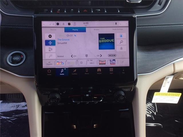 new 2025 Jeep Grand Cherokee car, priced at $47,495