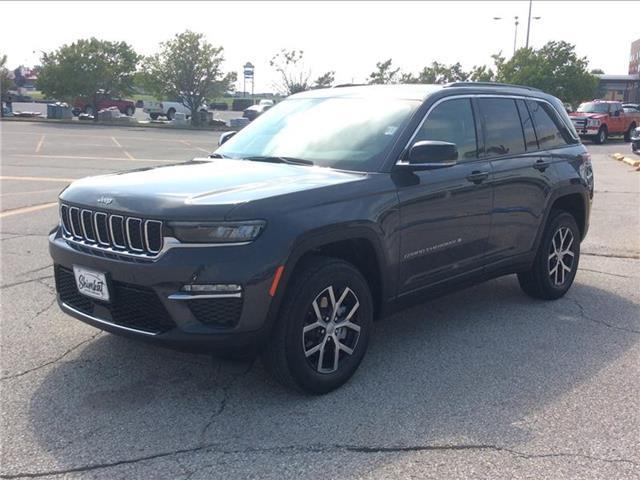new 2025 Jeep Grand Cherokee car, priced at $47,495