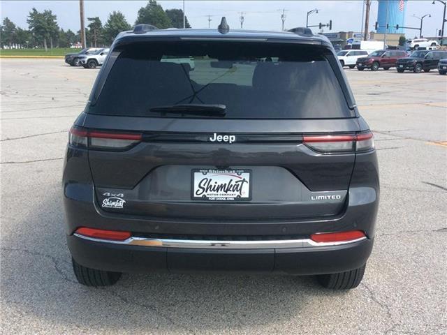 new 2025 Jeep Grand Cherokee car, priced at $47,495