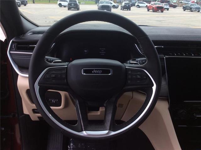 new 2025 Jeep Grand Cherokee car, priced at $47,495