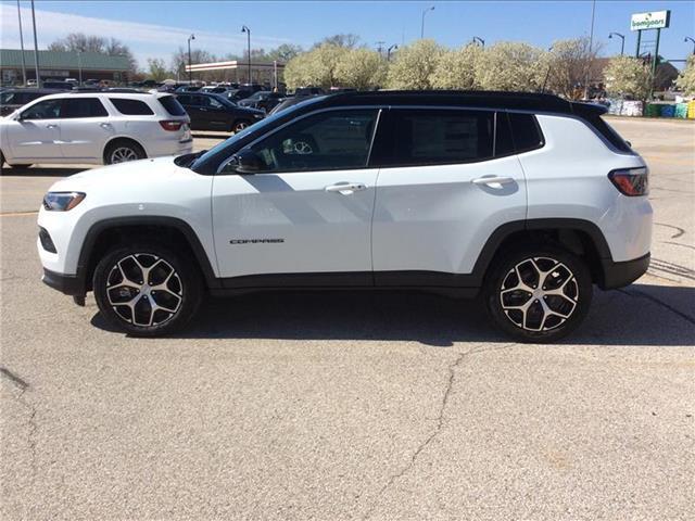 new 2024 Jeep Compass car, priced at $35,340