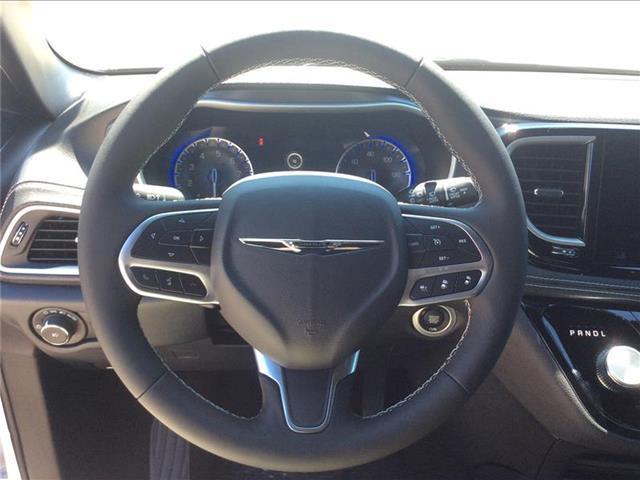 new 2025 Chrysler Pacifica car, priced at $45,725