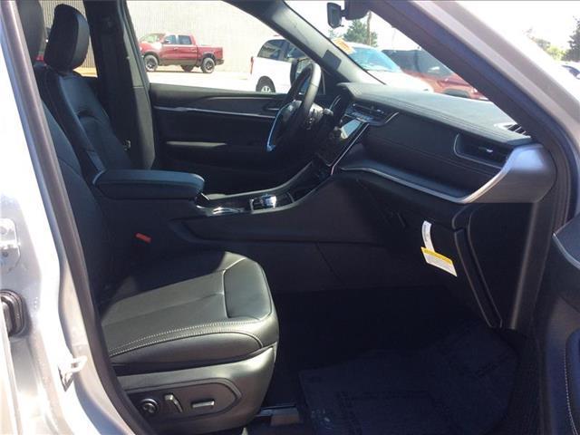 new 2025 Jeep Grand Cherokee L car, priced at $49,495