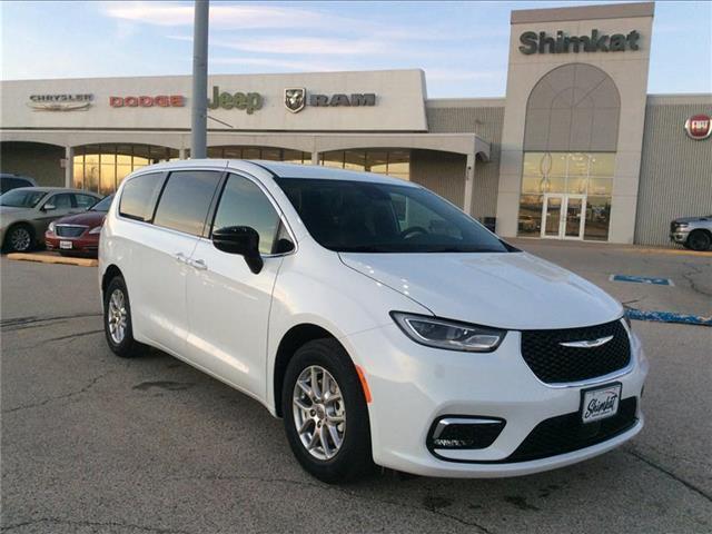 new 2025 Chrysler Pacifica car, priced at $44,145