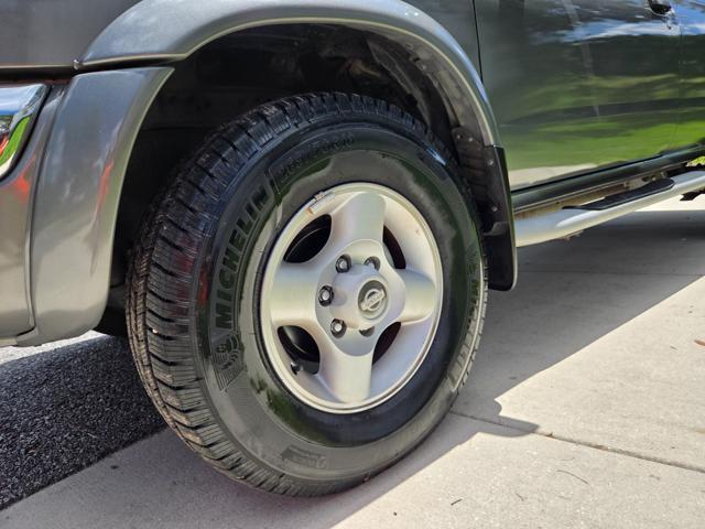 used 2000 Nissan Frontier car, priced at $8,499