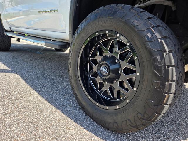 used 2019 GMC Sierra 1500 car, priced at $28,499