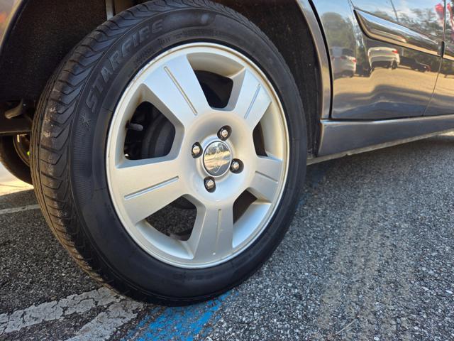 used 2007 Ford Focus car, priced at $5,989