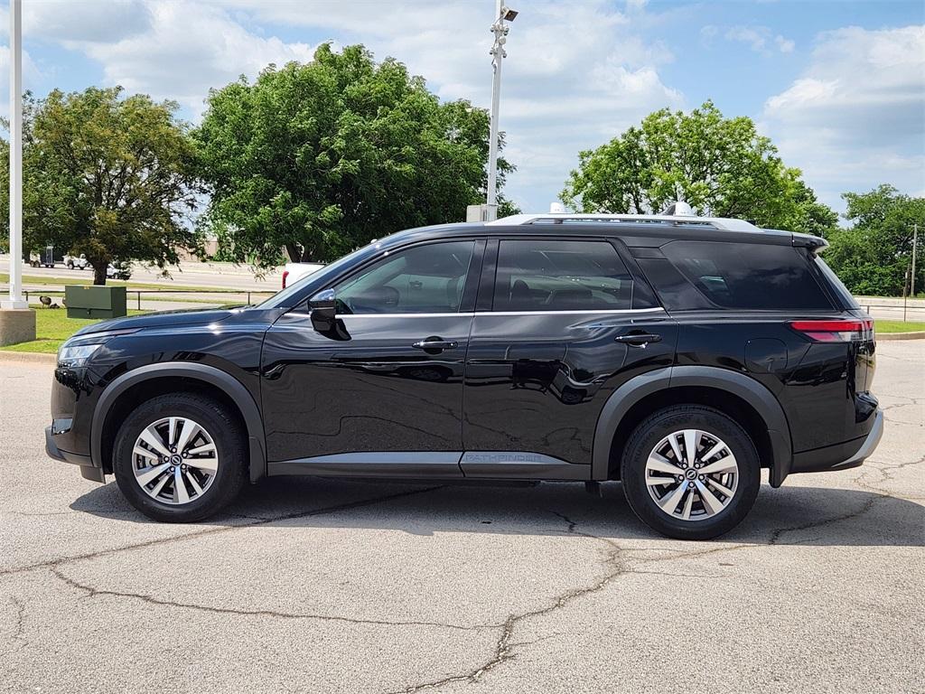 used 2022 Nissan Pathfinder car, priced at $31,111