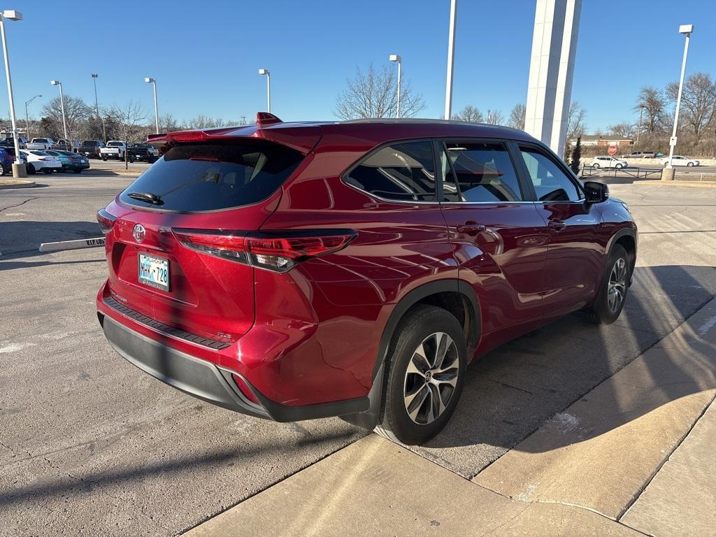 used 2023 Toyota Highlander car, priced at $38,971