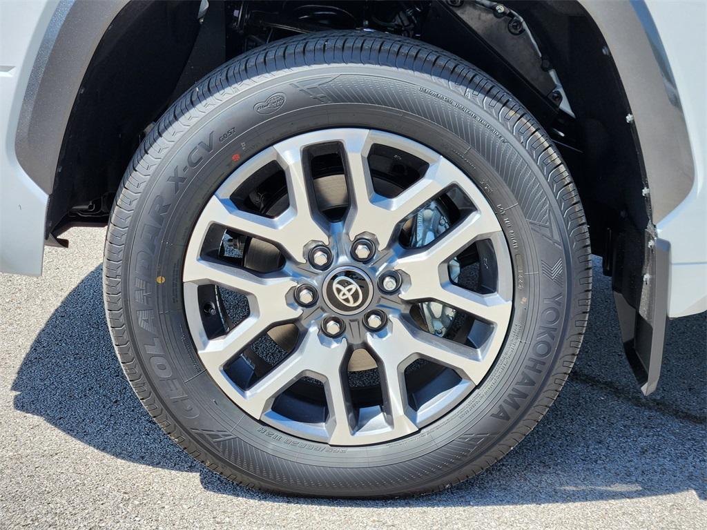 new 2025 Toyota Tundra Hybrid car, priced at $74,662