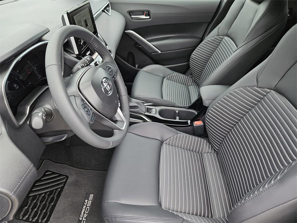 new 2025 Toyota Corolla Cross Hybrid car, priced at $36,261