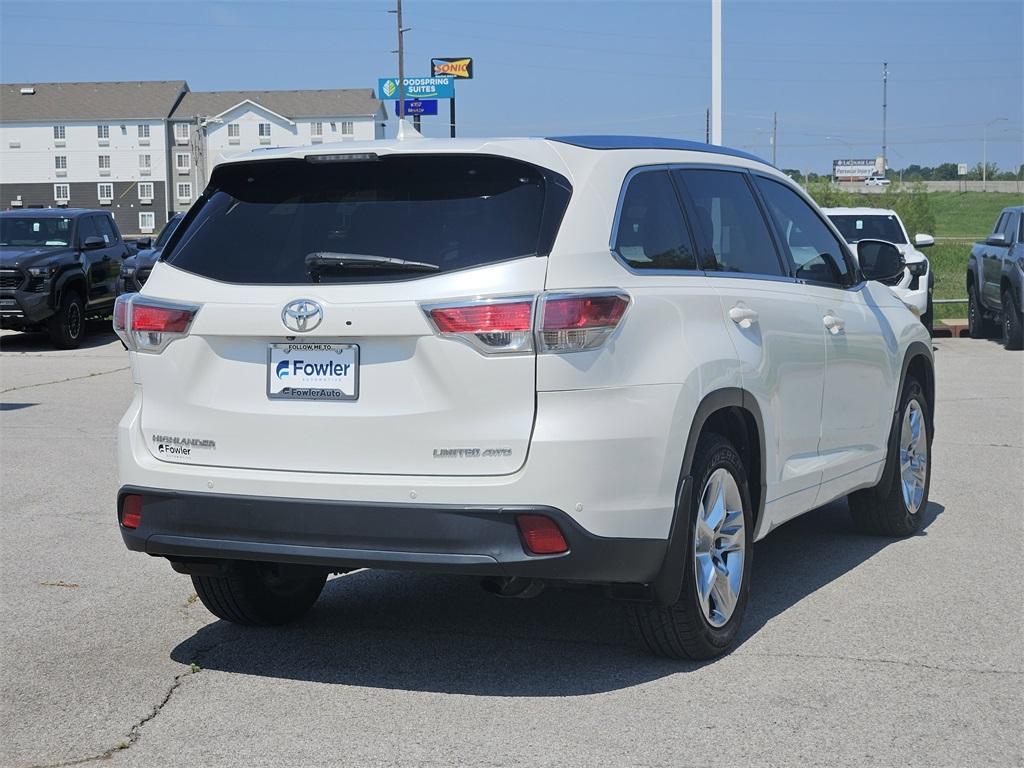 used 2015 Toyota Highlander car, priced at $17,511