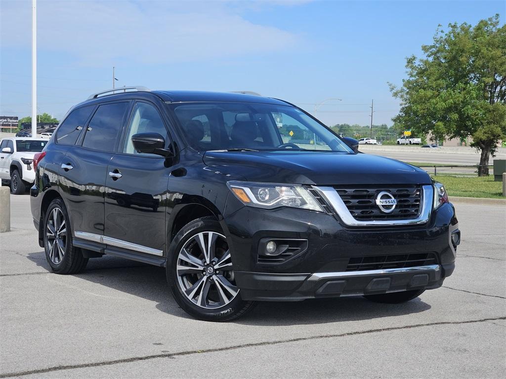 used 2020 Nissan Pathfinder car, priced at $25,022