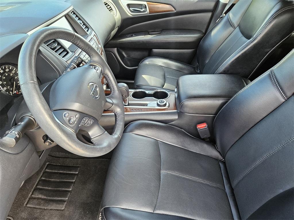 used 2020 Nissan Pathfinder car, priced at $24,222