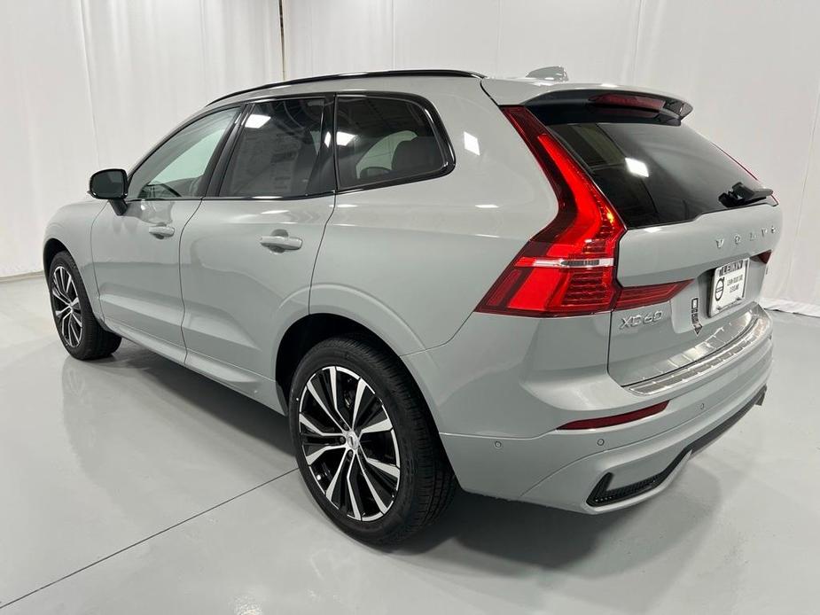 new 2025 Volvo XC60 car, priced at $55,335