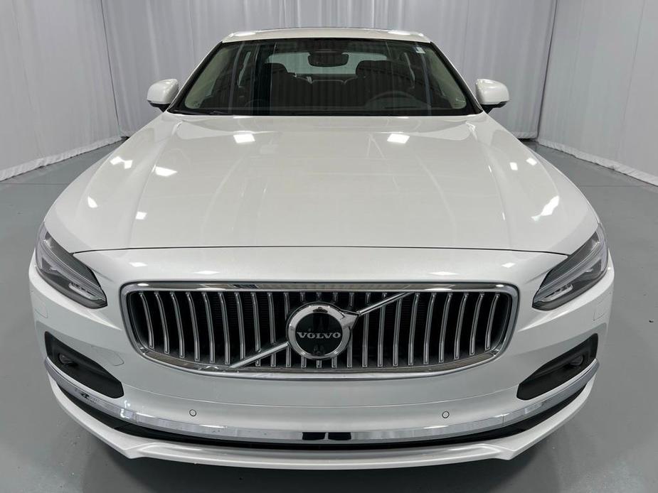 new 2025 Volvo S90 car, priced at $65,095