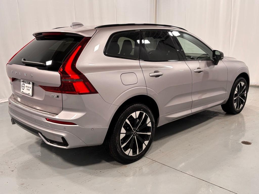 new 2026 Volvo XC60 car, priced at $57,985