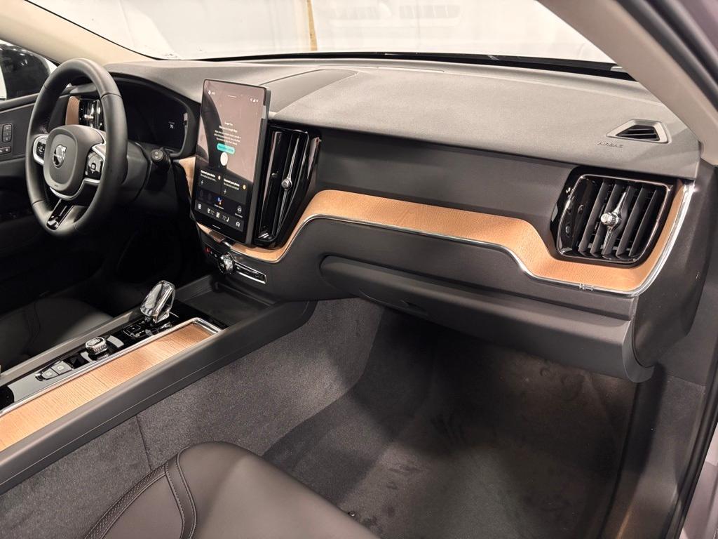 new 2026 Volvo XC60 car, priced at $57,985