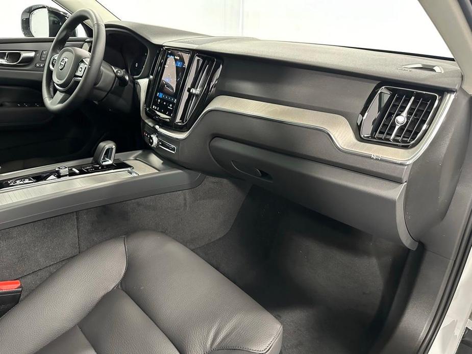 new 2025 Volvo XC60 car, priced at $67,425