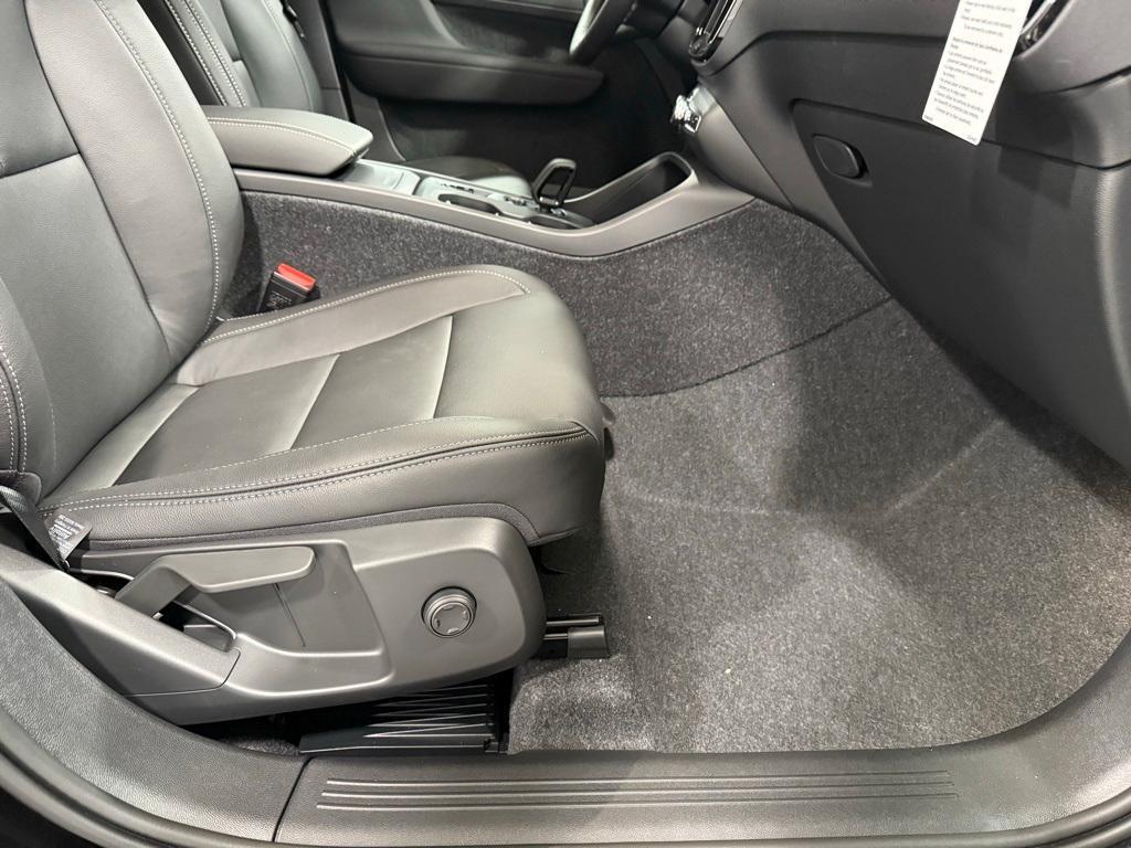 new 2026 Volvo XC40 car, priced at $47,350