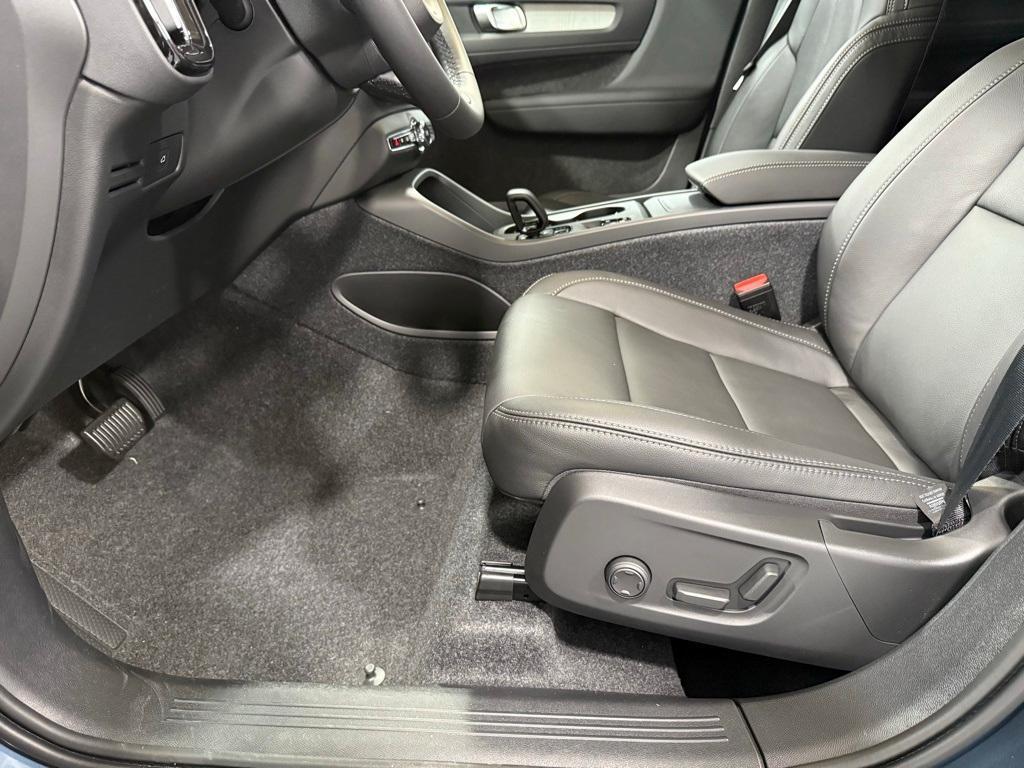 new 2026 Volvo XC40 car, priced at $48,000