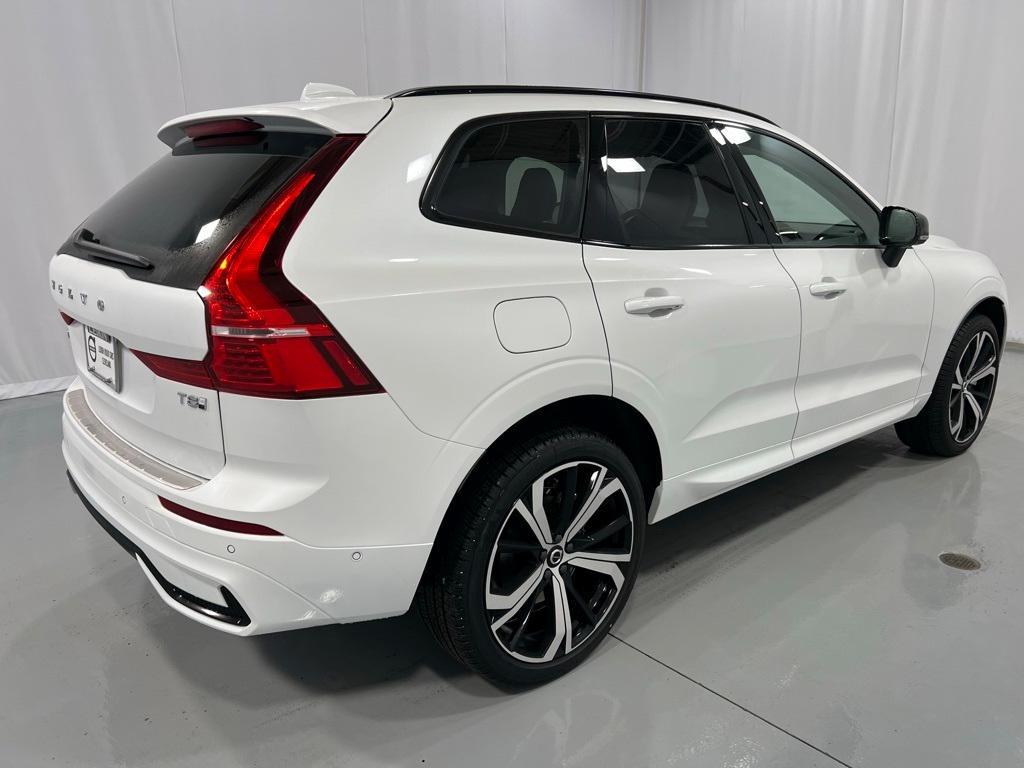 new 2025 Volvo XC60 Plug-In Hybrid car, priced at $72,250