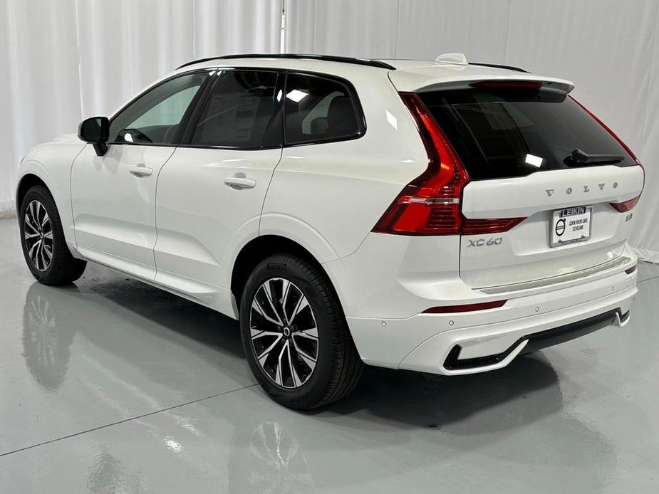 new 2025 Volvo XC60 car, priced at $54,925