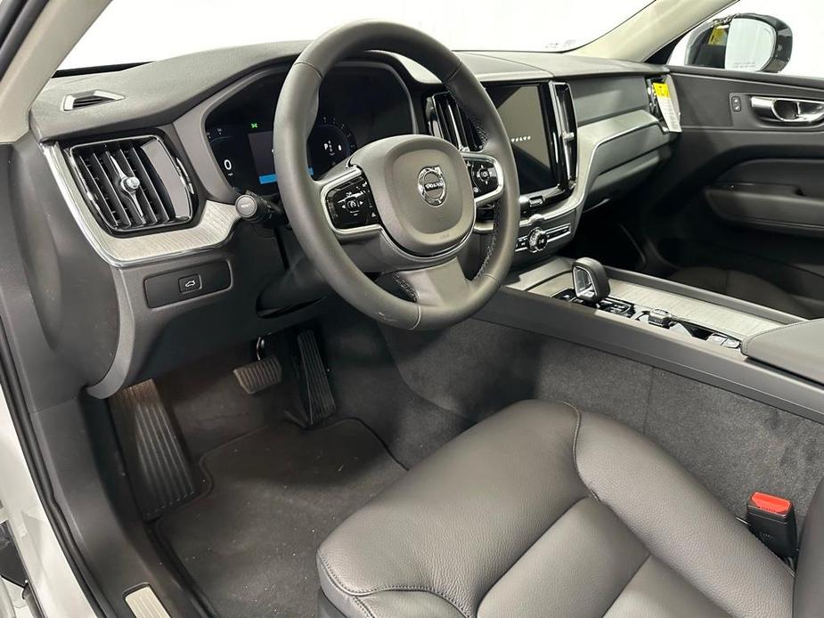 new 2025 Volvo XC60 car, priced at $54,925