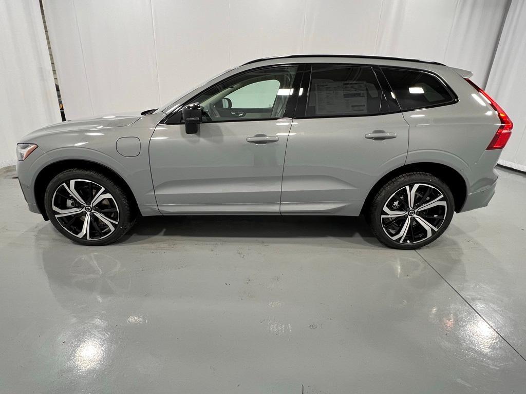 new 2025 Volvo XC60 Plug-In Hybrid car, priced at $71,485