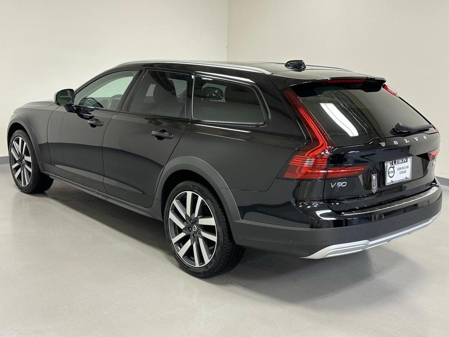 new 2024 Volvo V90 Cross Country car, priced at $63,935