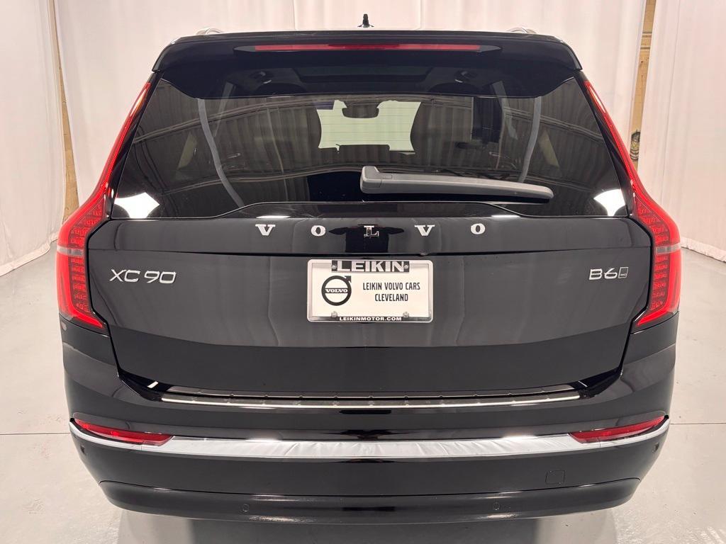 new 2026 Volvo XC90 car, priced at $71,825