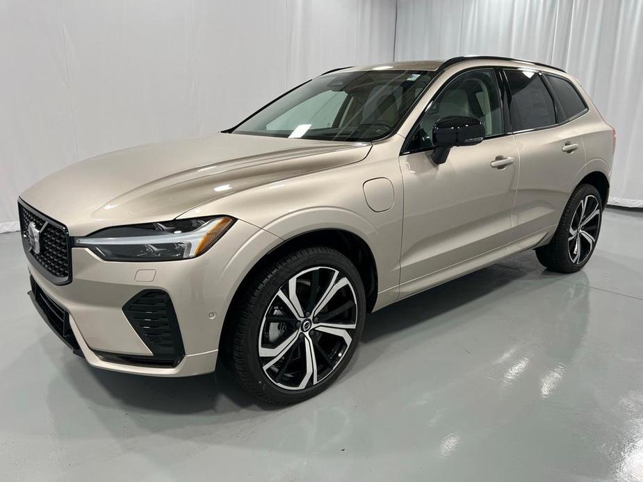 new 2025 Volvo XC60 Plug-In Hybrid car, priced at $71,485