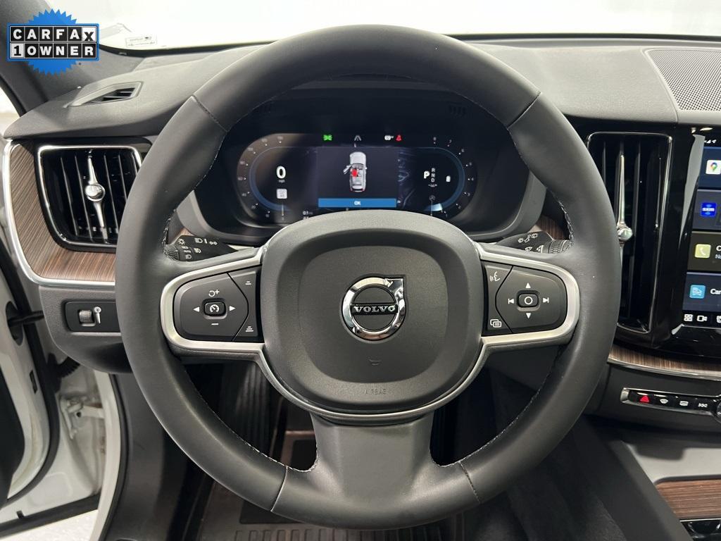 used 2022 Volvo XC60 car, priced at $32,225