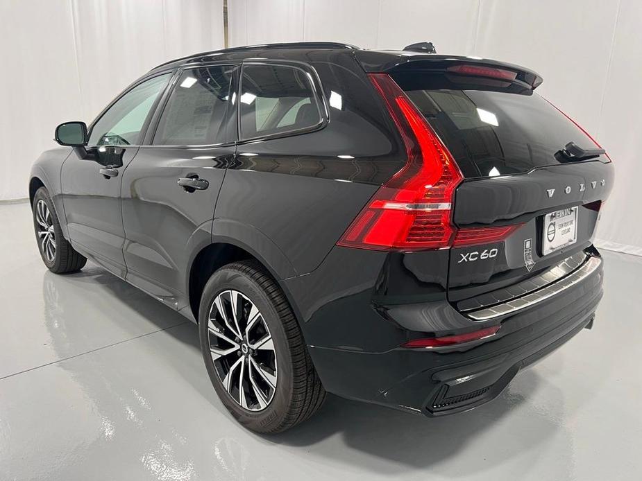 new 2025 Volvo XC60 car, priced at $51,075