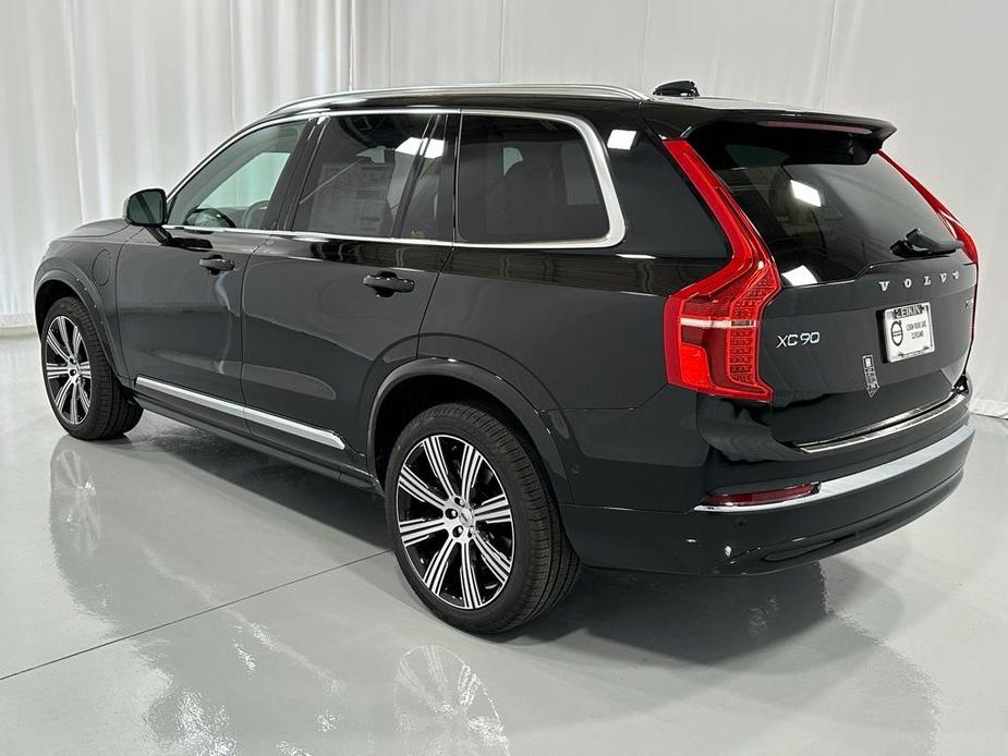 new 2025 Volvo XC90 car, priced at $77,955