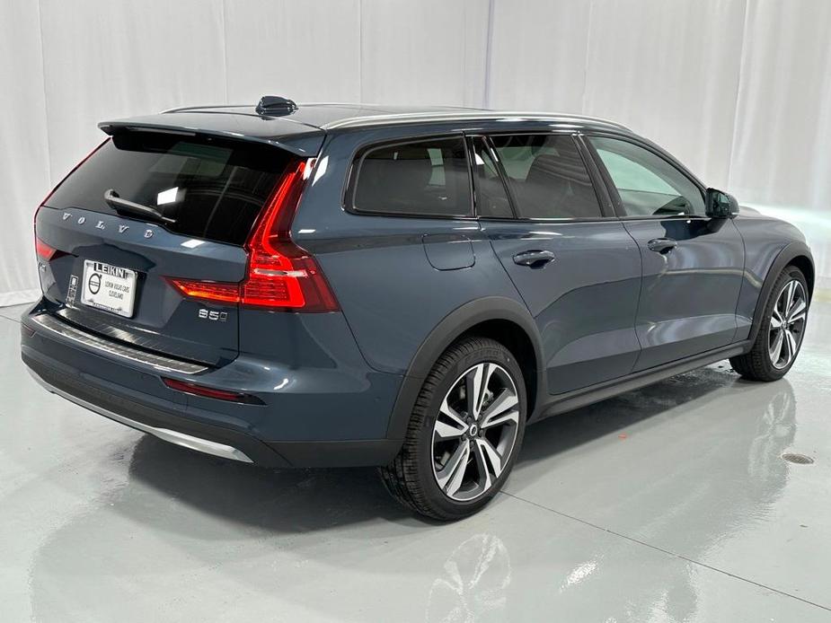 new 2025 Volvo V60 Cross Country car, priced at $55,025