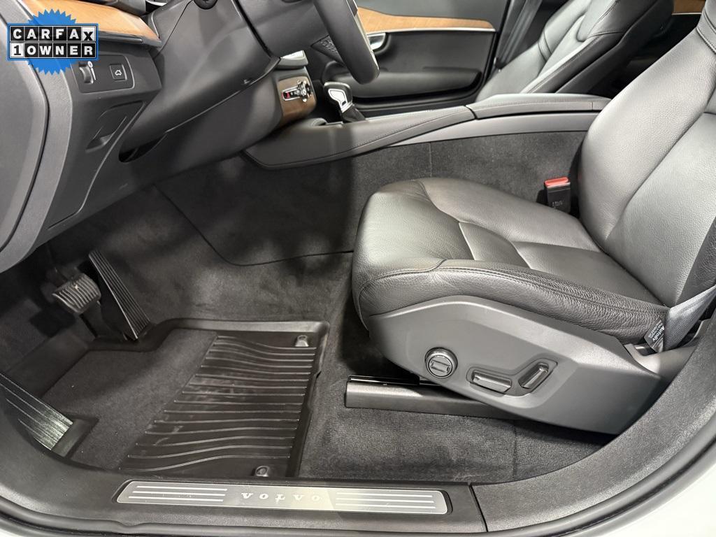 used 2022 Volvo XC90 car, priced at $50,500