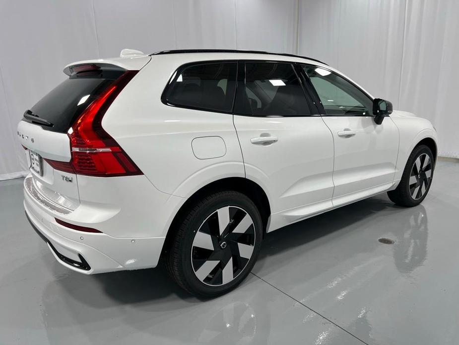 new 2025 Volvo XC60 Plug-In Hybrid car, priced at $66,235