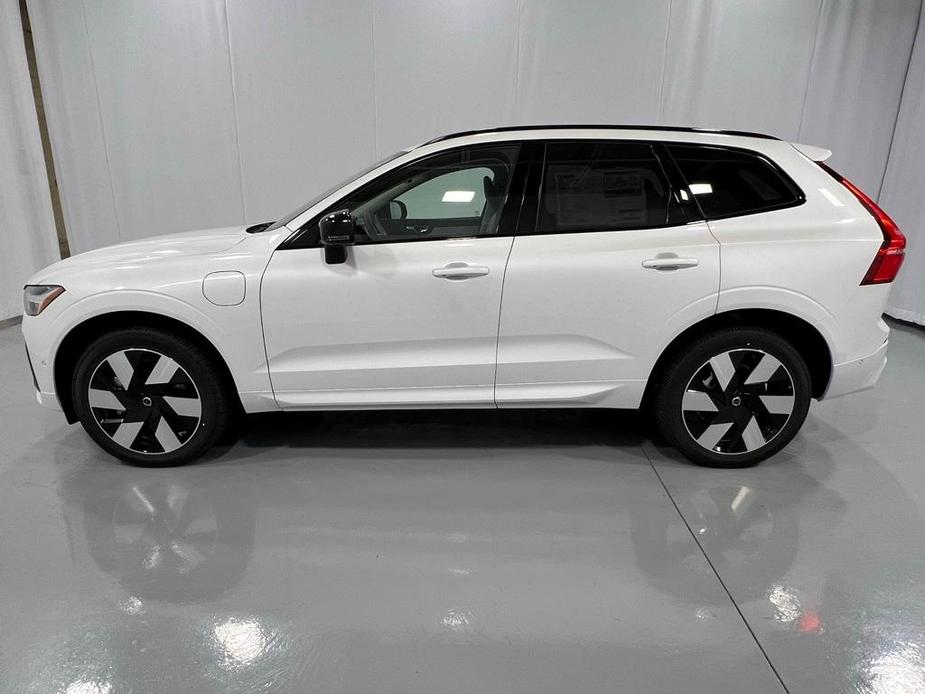 new 2025 Volvo XC60 Plug-In Hybrid car, priced at $66,235